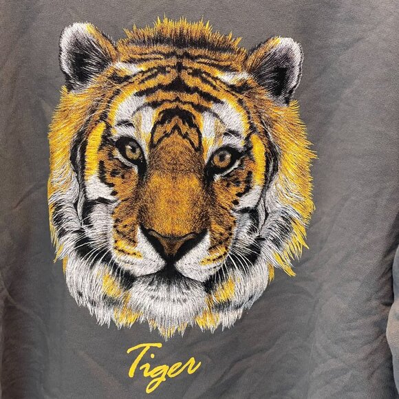 Love Vintage Tiger Graphic Cropped Sweatshirt Large nwot - Picture 2 of 10